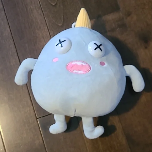 2 Blue Stuffies - Picture 4 of 5